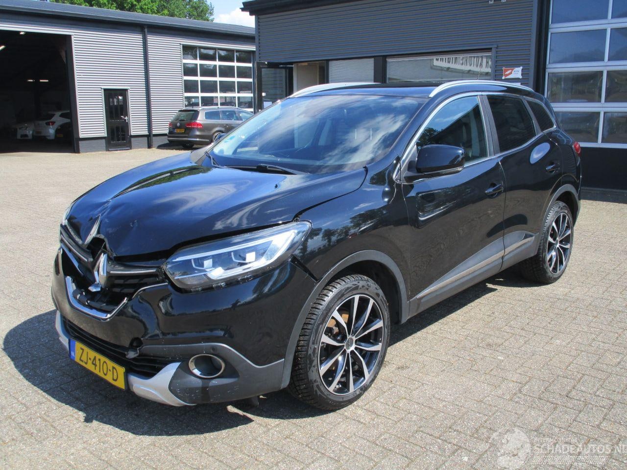 Renault Kadjar - 1.2 TCe Bose 1.2 TCE BOSE - AutoWereld.nl