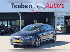 Audi A3 Sportback - 1.4 TFSI Attraction Pro Line Business Schuif- kanteldak, Lederen interieur, Radio met navi