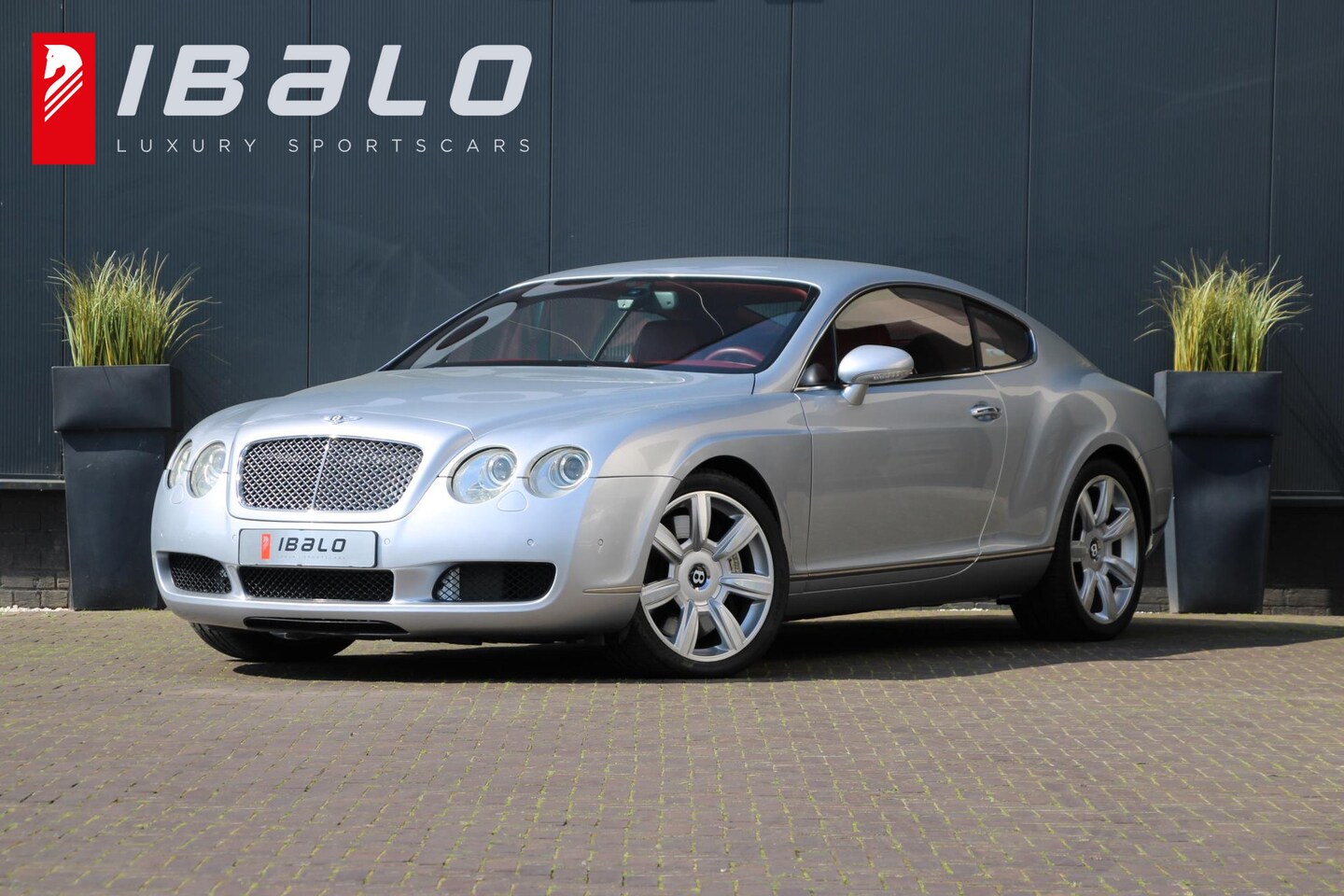 Bentley Continental GT - W12 560pk | Youngtimer | BTW auto | Lage KM-stand | - AutoWereld.nl