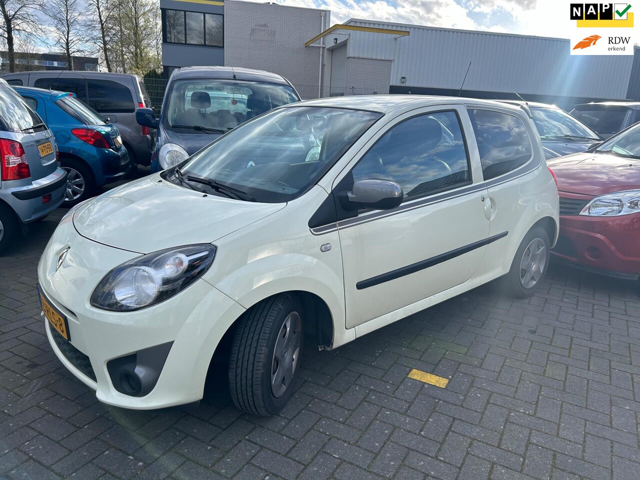 Renault Twingo - 1.2-16V Collection komt binnen! - AutoWereld.nl