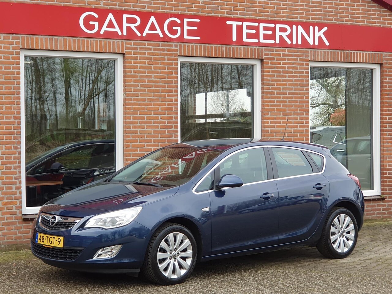 Opel Astra - 1.4 Turbo Cosmo 120PK 5drs clima, cruise, lmv, radio/cd RIJKLAAR - AutoWereld.nl