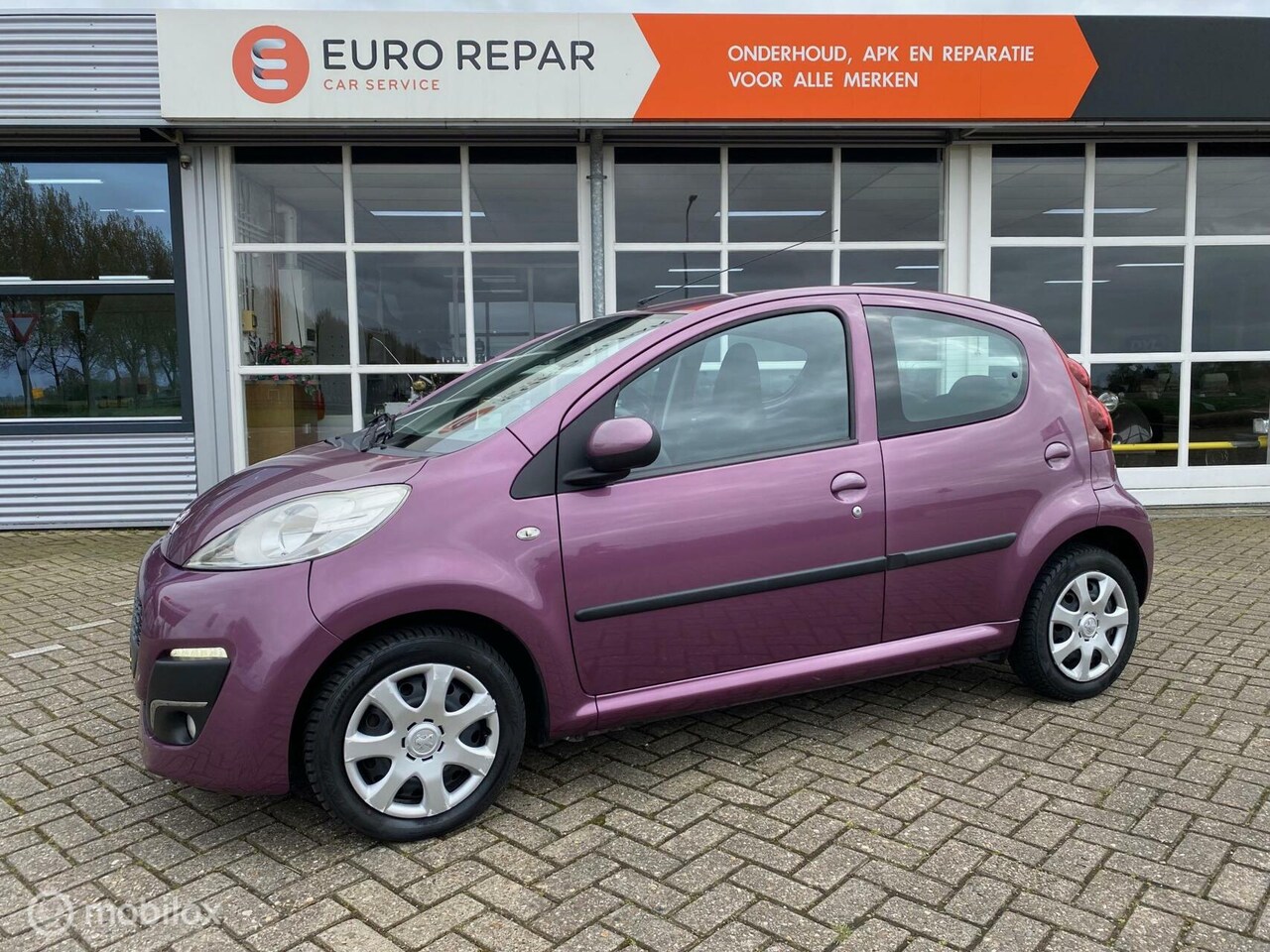 Peugeot 107 - 1.0 Active 5drs. Bjr.2012 - AutoWereld.nl