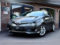 Toyota Auris - 1.2T Aspiration | PANORAMA | NAVIGATIE | CRUISE | GARANTIE