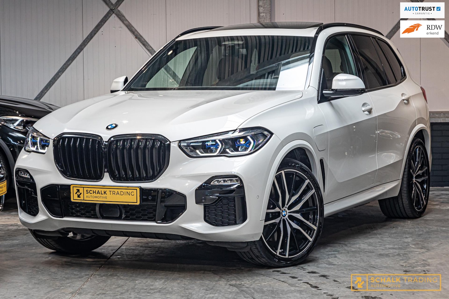 BMW X5 - XDrive45e High Executive|M-sport|B&W|Pano|Full option - AutoWereld.nl