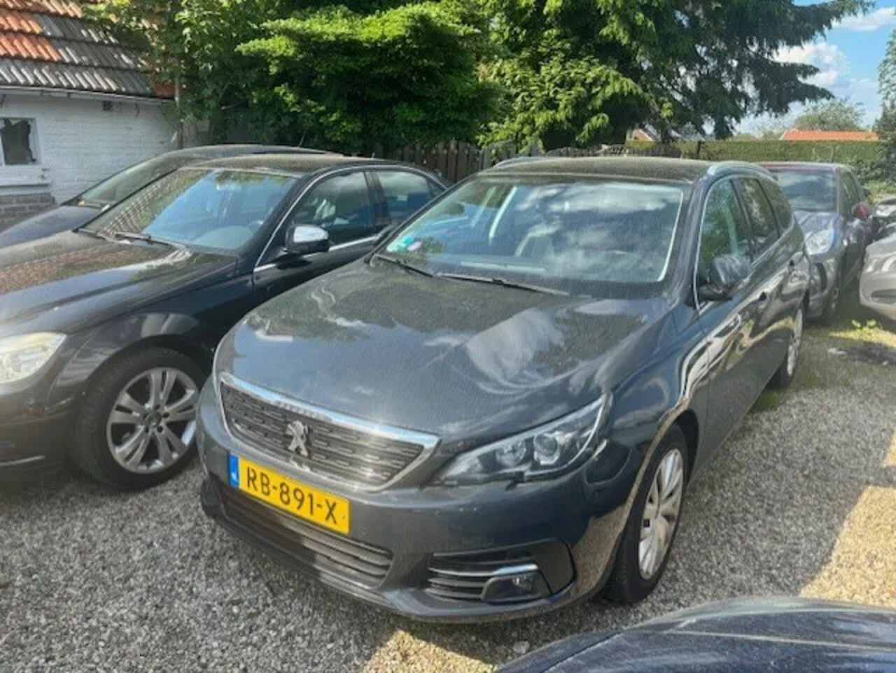 Peugeot 308 SW - 1.2 PureTech Blue Lease Premium 1.2 PureTech Blue Lease Premium - AutoWereld.nl