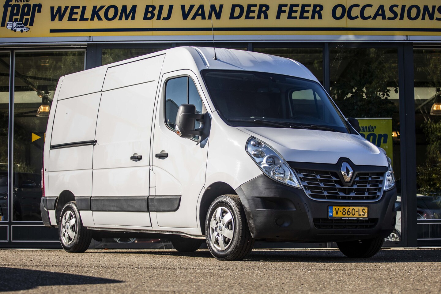 Renault Master - T35 2.3 dCi L2H2 T35 2.3 dCi L2H2 EX.BTW - AutoWereld.nl