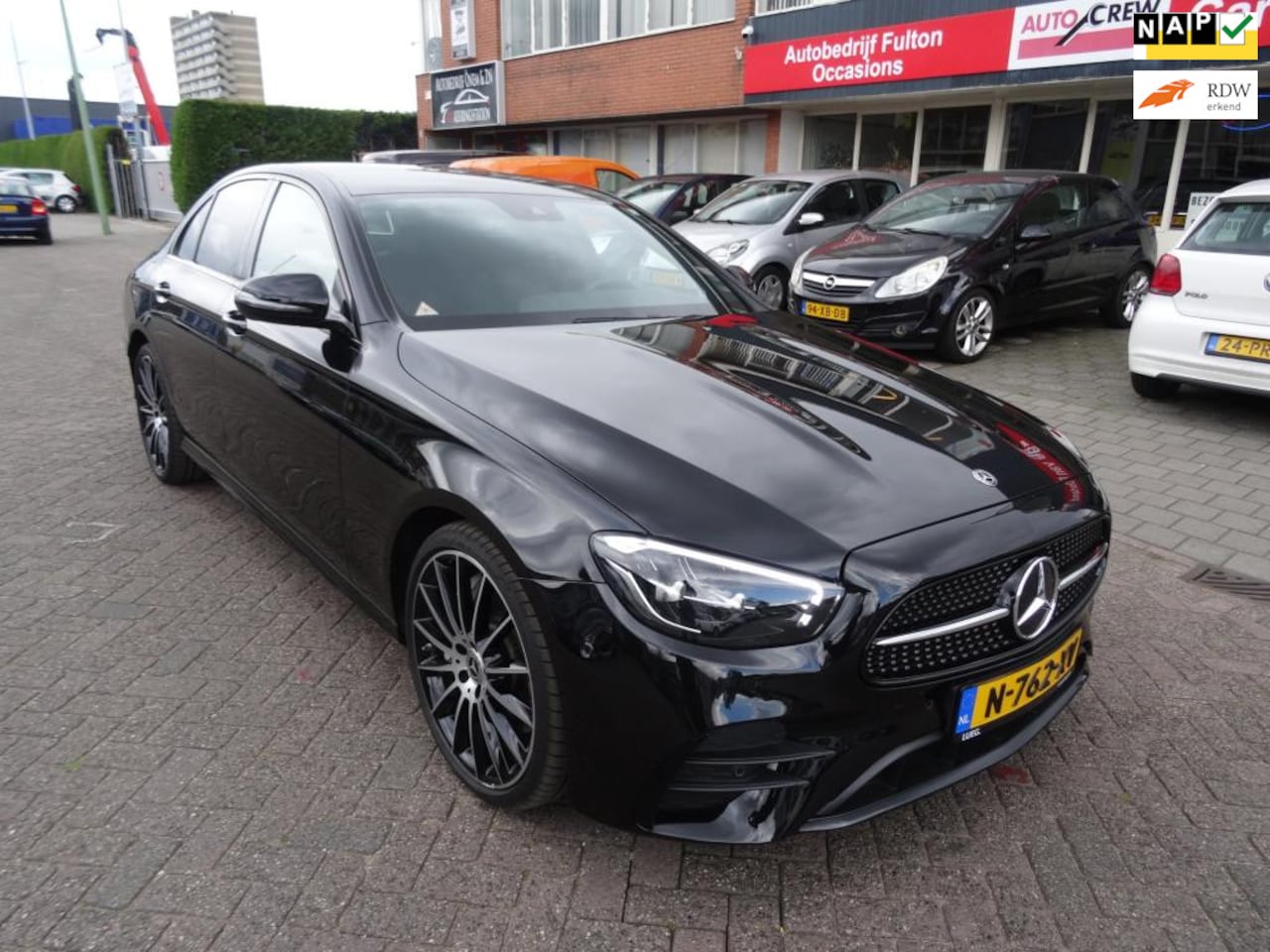 Mercedes-Benz E-klasse - 300 AMG Line/automaat/Burmester/LED - AutoWereld.nl