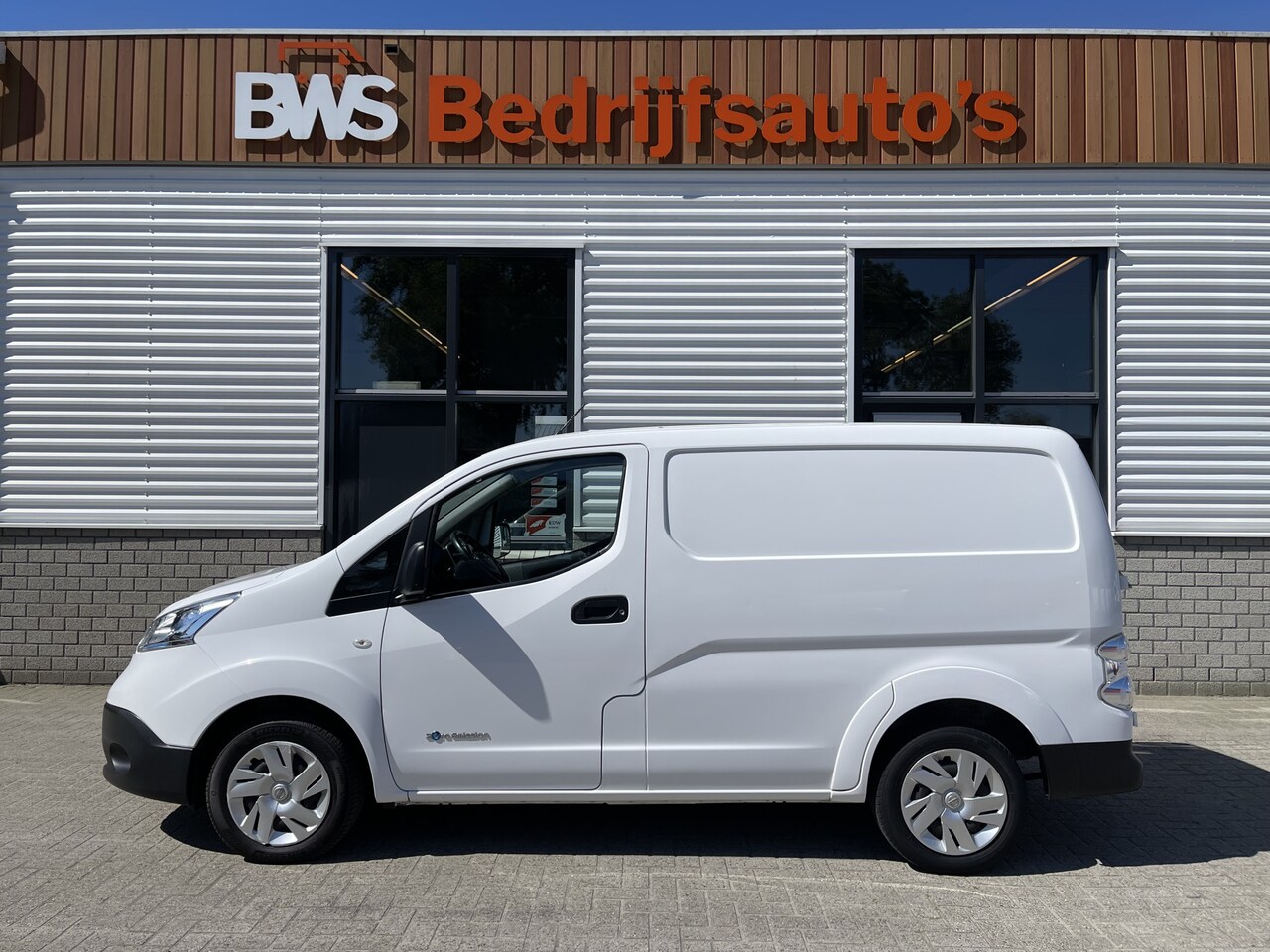 Nissan e-NV200 - Business 109pk / volledig electrisch / rijklaar € 11.950 ex btw / lease vanaf € 220 / airc - AutoWereld.nl