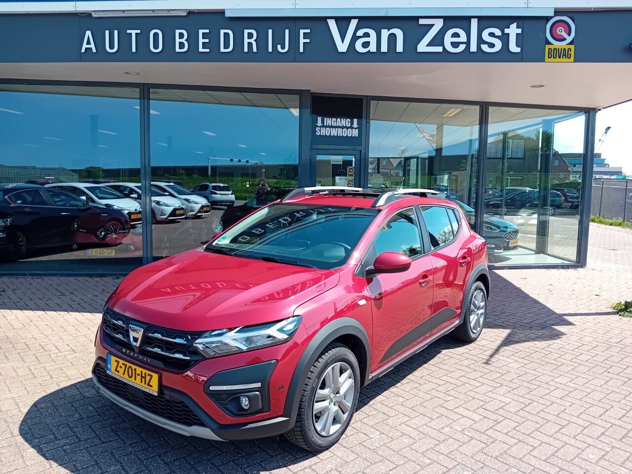 Dacia Sandero Stepway - 1.0 TCe 90 Comfort Airco(automatisch), Carplay, Multimedia systeem, Cruise control, Parkee - AutoWereld.nl