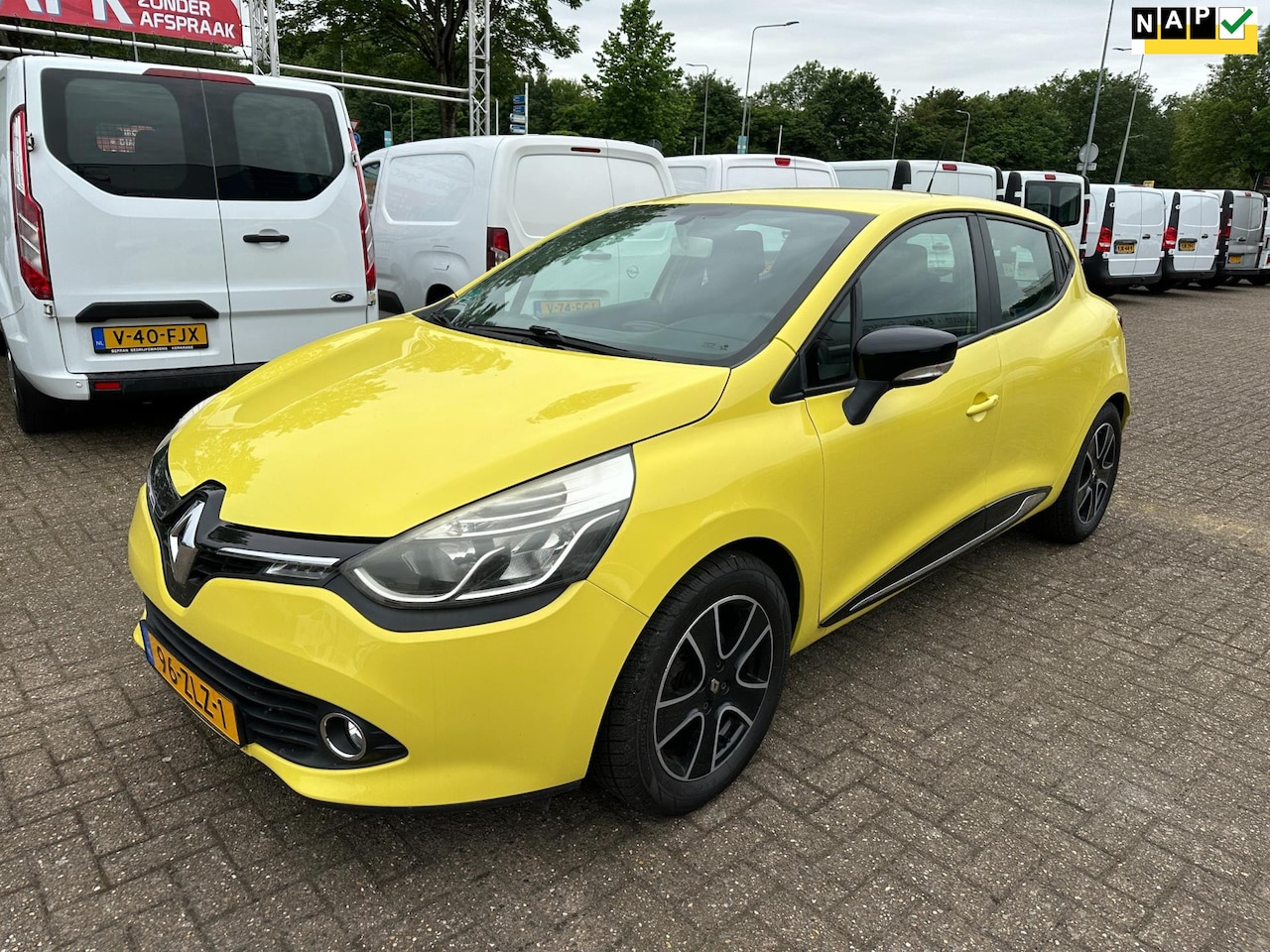 Renault Clio - 0.9 TCe Dynamique 7 uitvoering - AutoWereld.nl