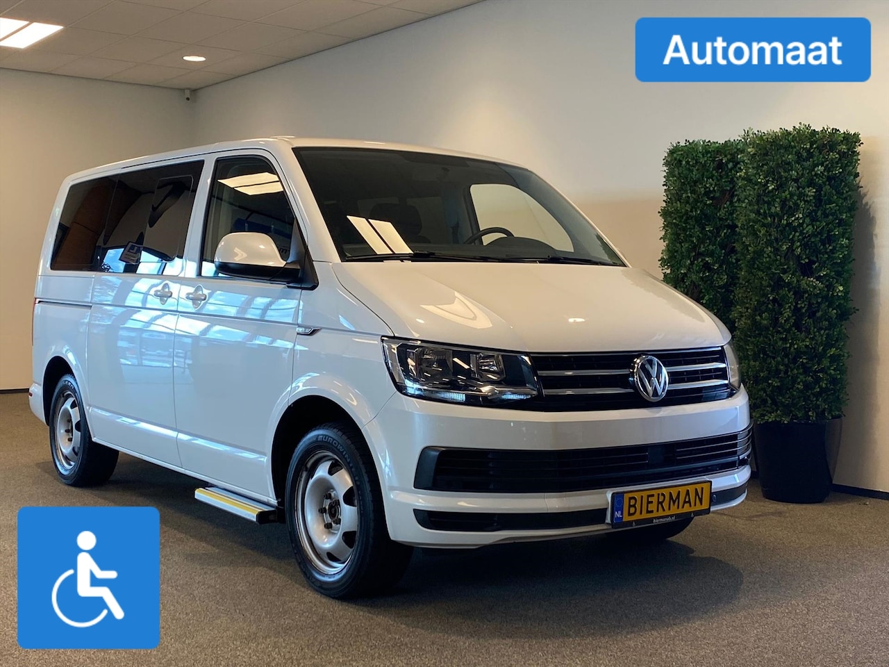 Volkswagen Transporter Caravelle - L1H1 Rolstoelbus Automaat (airco) - AutoWereld.nl