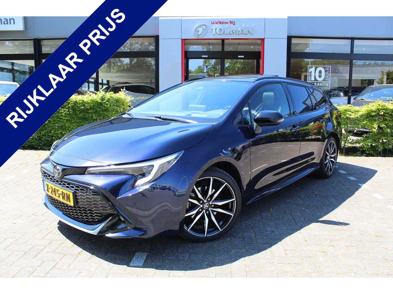 Toyota Corolla Touring Sports - 2.0 Hybrid GR Sport Plus 200pk | Rijklaar | Demo | Panodak | JBL | Leder | Elek. achterkle - AutoWereld.nl