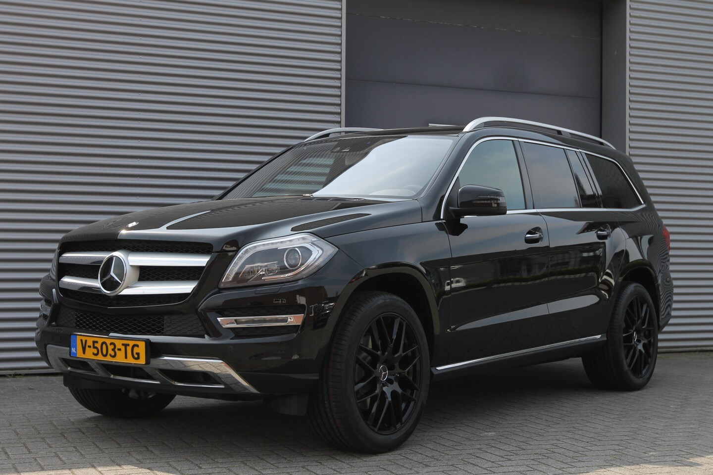 Mercedes-Benz GL-klasse - 350 BLUETEC 4MATIC I AUT. I GRIJS KENTEKEN I NAVI I LEDER I SCHUIFDAK - AutoWereld.nl