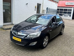 Opel Astra - 1.6 Edition Clima Navigatie Nw model Euro 5 Zwart 2010