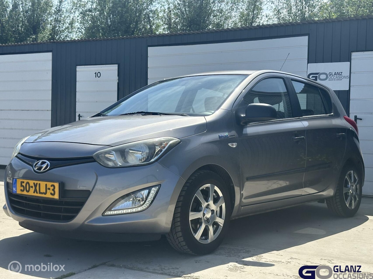 Hyundai i20 - 1.2i First Edition 1.2i First Edition - AutoWereld.nl