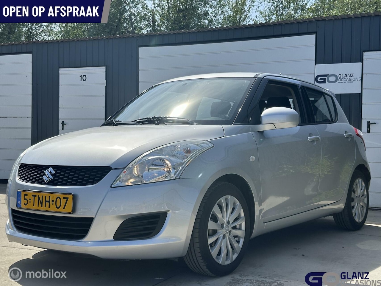 Suzuki Swift - 1.2 Bandit EASSS 1.2 Bandit EASSS - AutoWereld.nl