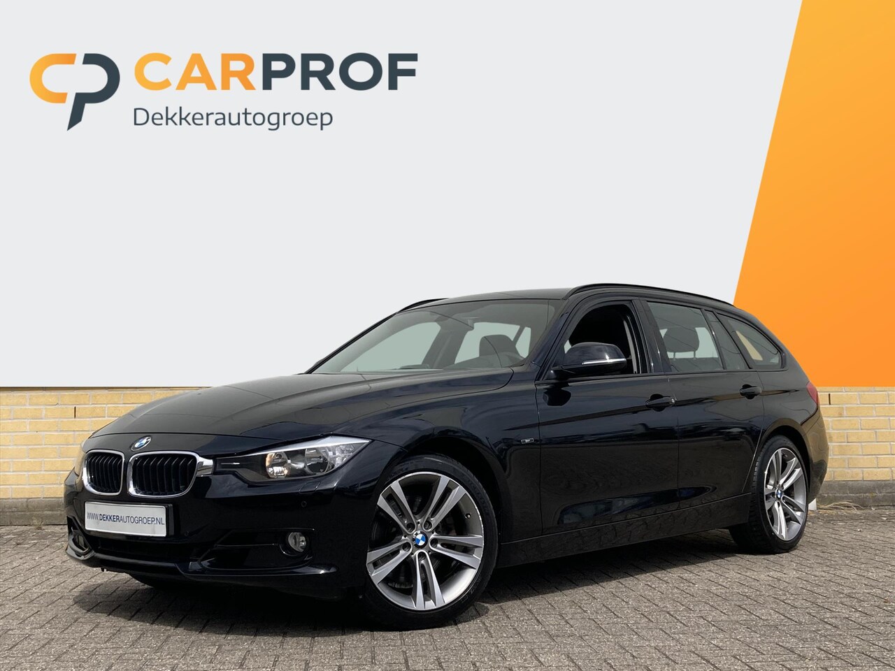 BMW 3-serie Touring - 328i Sport | Automaat | Airco | Blauw - AutoWereld.nl