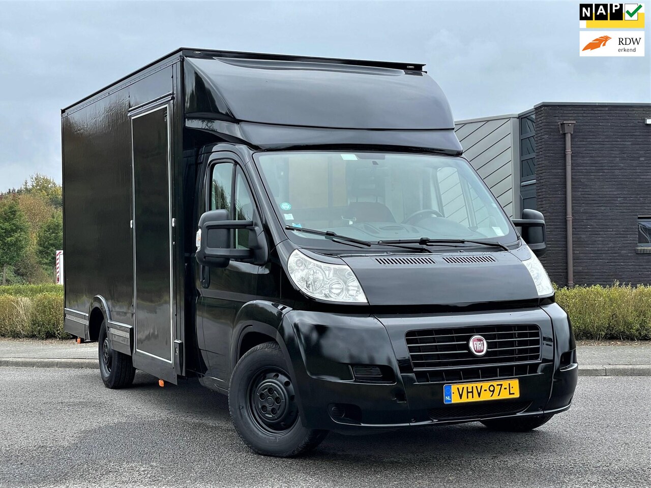 Fiat E-Ducato - Gruau Electric | 100% groen | automatische zijdeur | oprijbaan | Kluis | Radio | achteruit - AutoWereld.nl