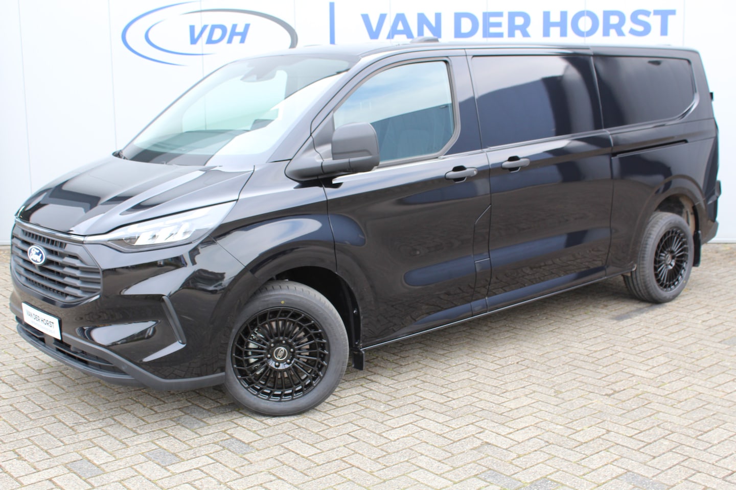 Ford Transit Custom - 320 2.0-136pk TDCI L2H1 ´Trend´ schuifdeur li.+re. ! Overtuig u van de rijkwaliteiten van - AutoWereld.nl