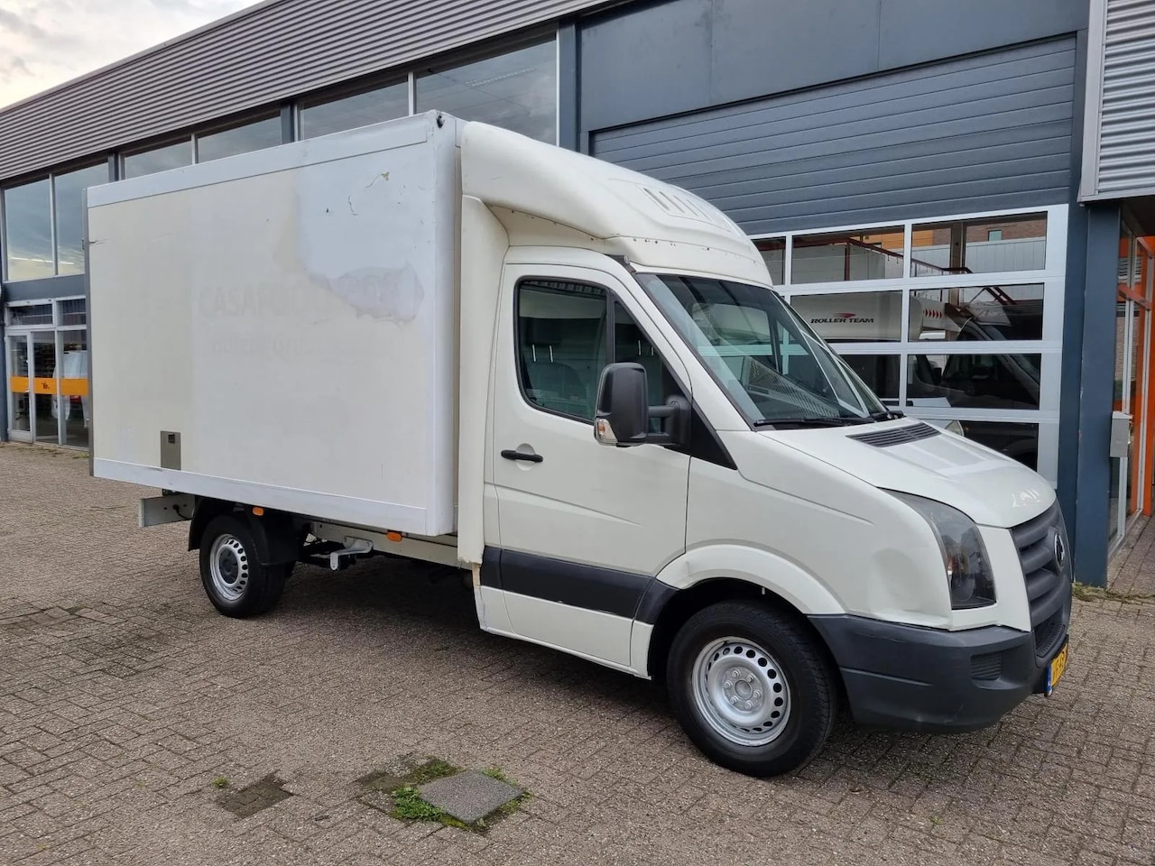 Volkswagen Crafter - 2.5 TDI Kuhlkoffer Xarios 350 MT 2 COMPARTIMENTEN st 230V Euro 5 - AutoWereld.nl