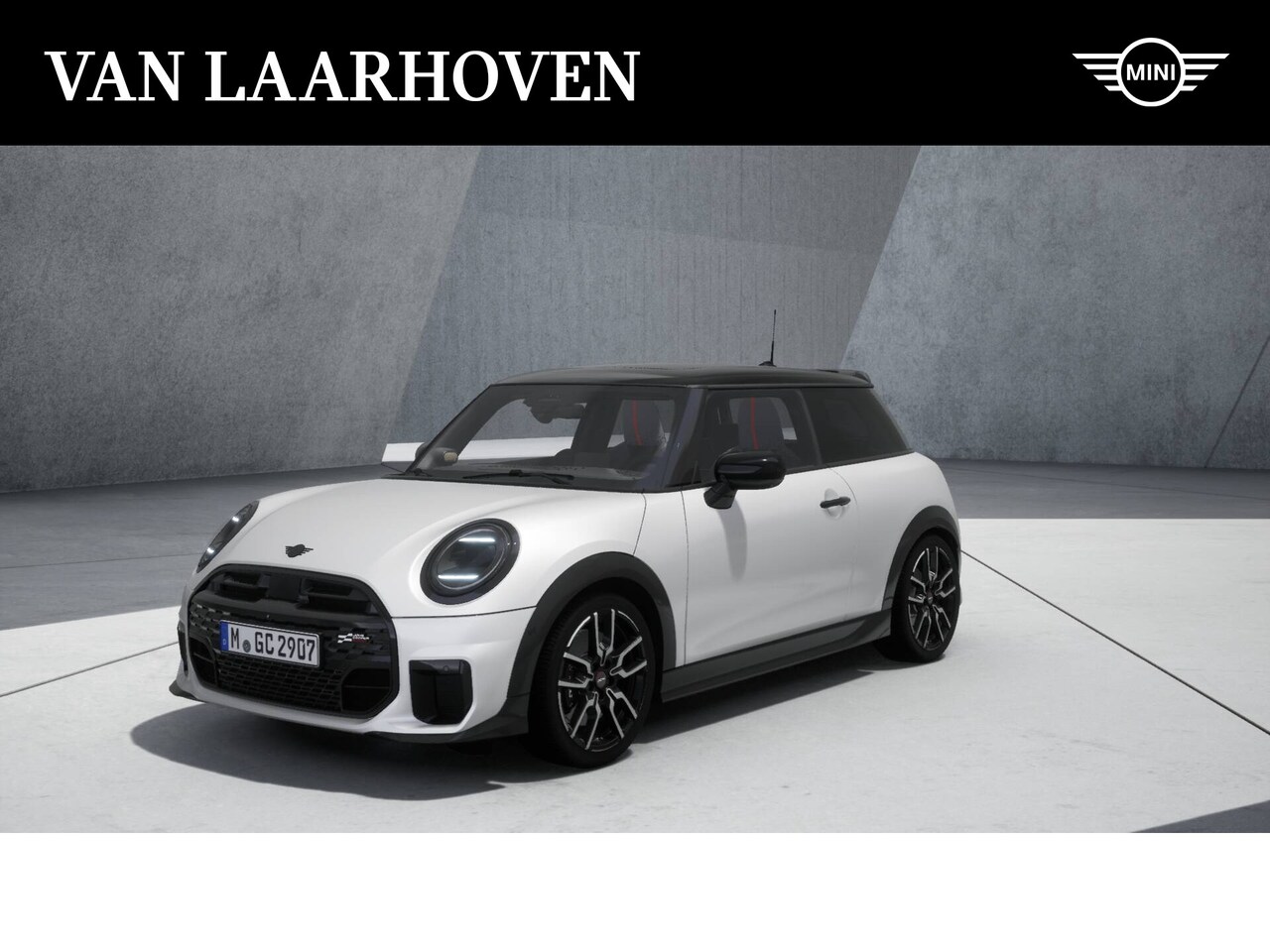 MINI John Cooper Works - Hatchback S JCW Automaat / Panoramadak / JCW Sportstoelen / Parking Assistant Plus / LED / - AutoWereld.nl