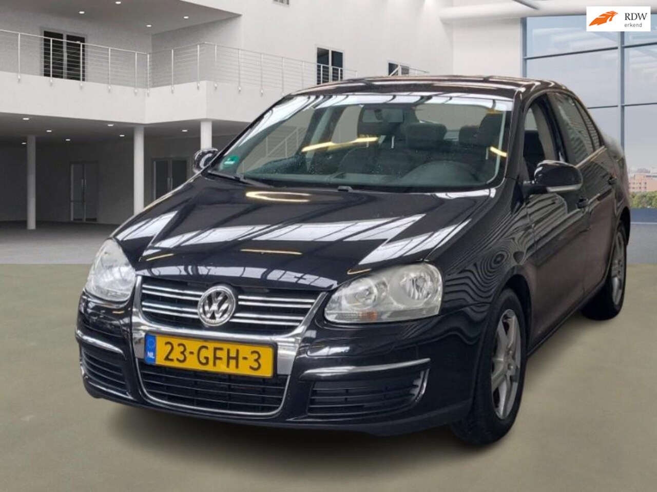 Volkswagen Jetta - 1.6 Trend AIRCO CRUISE TREKHAAK 2 X SLEUTELS - AutoWereld.nl