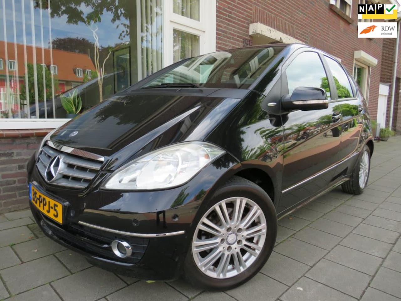 Mercedes-Benz A-klasse - 160 Classic Automaat Clima Half Leder PDC - AutoWereld.nl