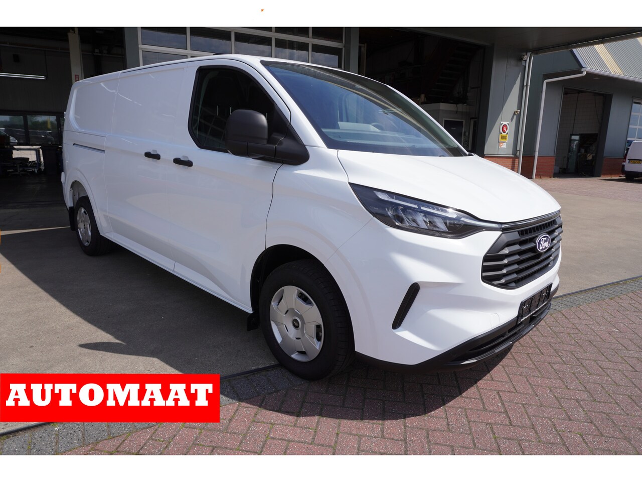 Ford Transit Custom - 320L 2.0 TDCI 170PK L2H1 Trend Automaat Schuifdeur L / R Nr. V044 | Airco | Adap.Cruise | - AutoWereld.nl