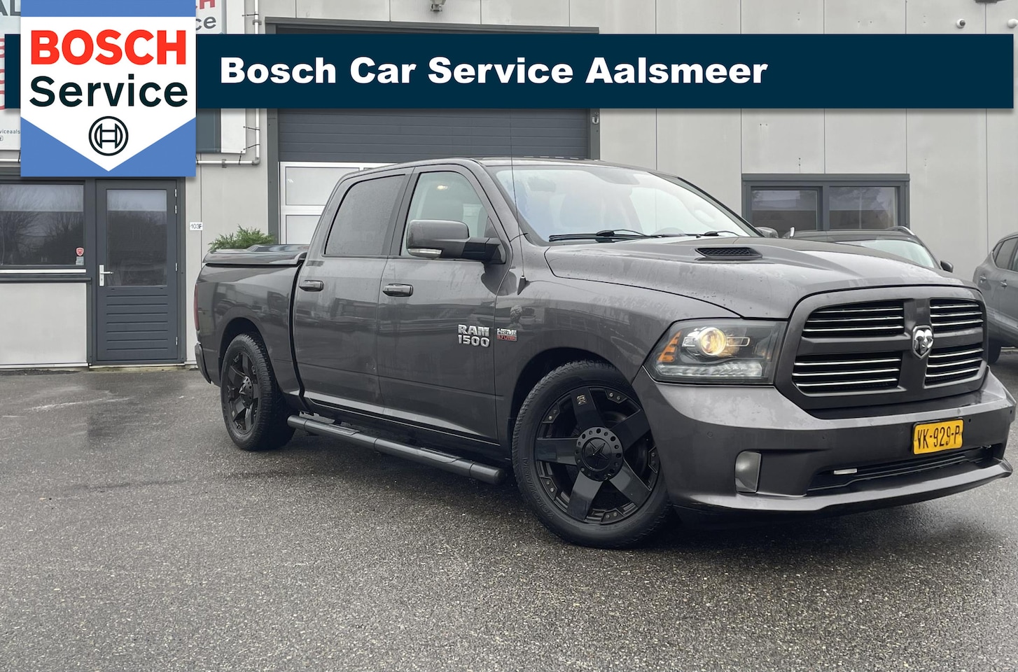 Dodge Ram 1500 - 5.7 V8 Quad Cab 6'4 / TIK IN MOTOR / SPORT / 4X4 / NAP / LPG / 200L TANK / - AutoWereld.nl