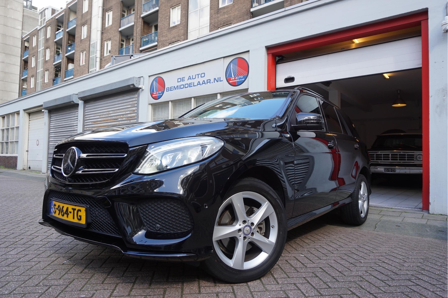 Mercedes-Benz GLE-Klasse - 350 4MATIC AMG * Black on Black * Bomvol * - AutoWereld.nl