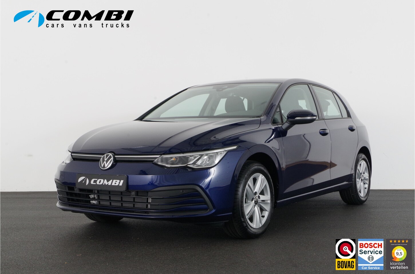 Volkswagen Golf - 1.0 eTSI Life (2024) /Atlantic Blue/Adapt.cruise/Sfeerverlichting/Parkeersensor v+a - AutoWereld.nl