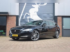 Jaguar XF Sportbrake - 2.0 Portfolio / 20'' / Panorama / Afneembare trekhaak