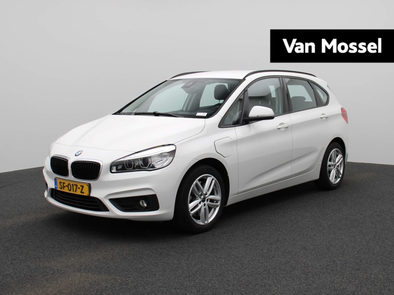 BMW 2-serie Active Tourer - 225xe iPerformance Executive Aut.| Navigatie | Climate Control | PDC | LMV | LED | Cruise - AutoWereld.nl