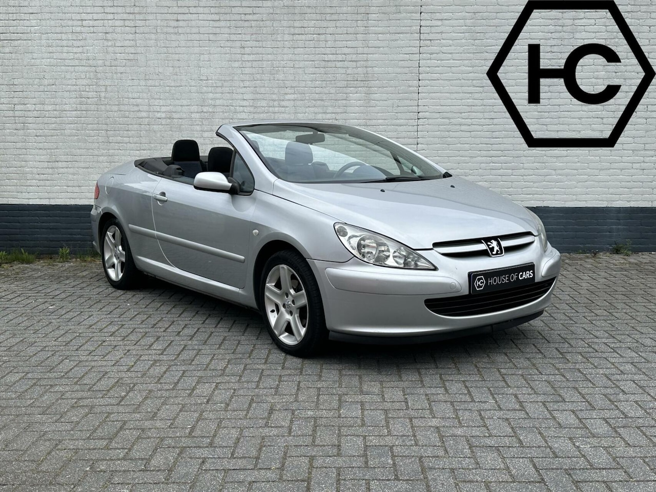 Peugeot 307 CC - 2.0 16V Airco Cruise Youngtimer NAP - AutoWereld.nl