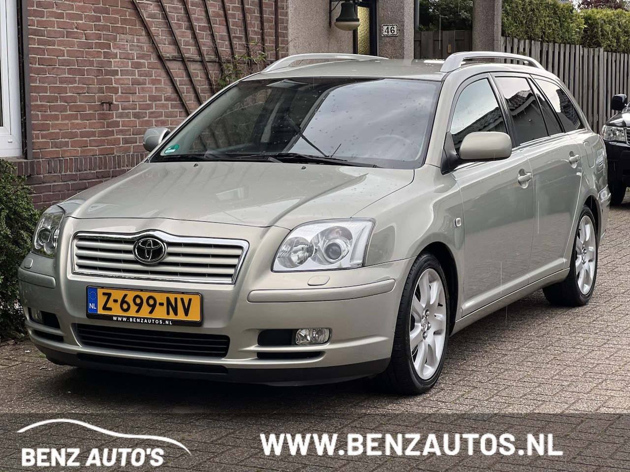 Toyota Avensis Wagon - 2.4 VVTi Executive Youngtimer/Automaat/LederBek - AutoWereld.nl