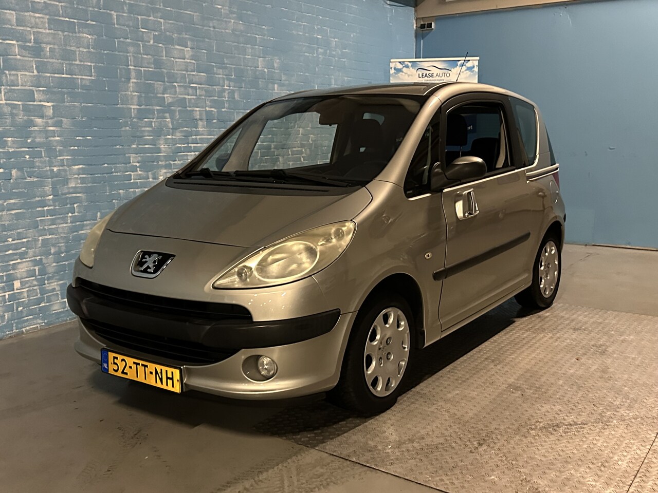 Peugeot 1007 - 1.4 Gentry CLIMA ELK.PAKKET LAGE KM - AutoWereld.nl