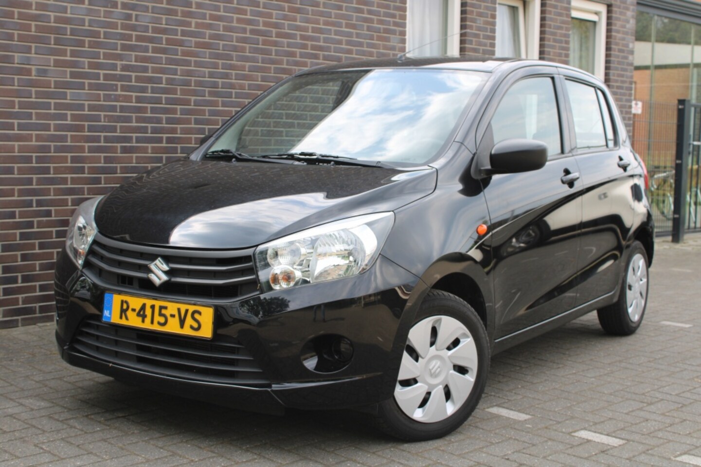 Suzuki Celerio - 1.0 Comfort-5drs-airco-hoge instap - AutoWereld.nl