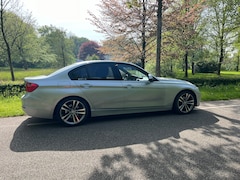 BMW 3-serie - 320d EfficientDynamics Edition High Executive