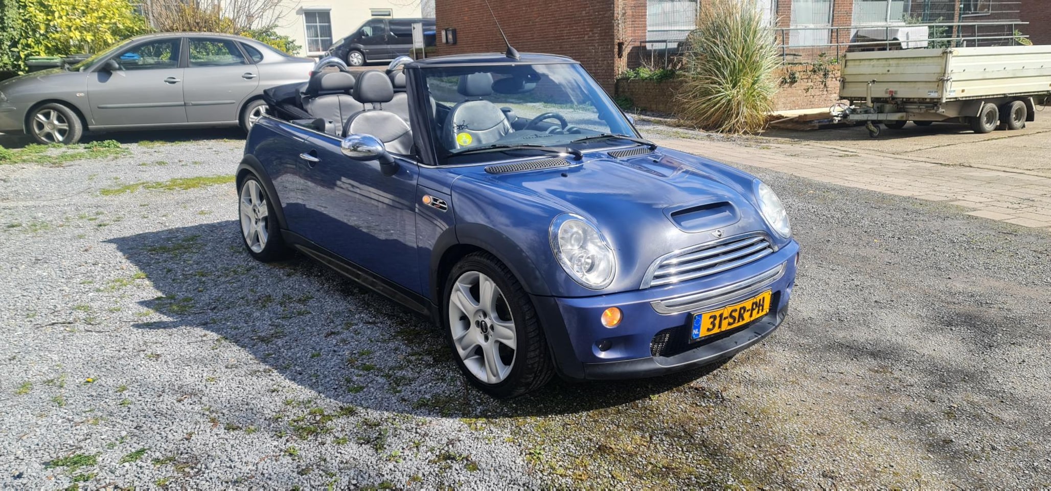 MINI Cabrio - 1.6 Cooper S Chili Airco Leer Navigatie stoelverwarming cruise controle MEGA DIK - AutoWereld.nl