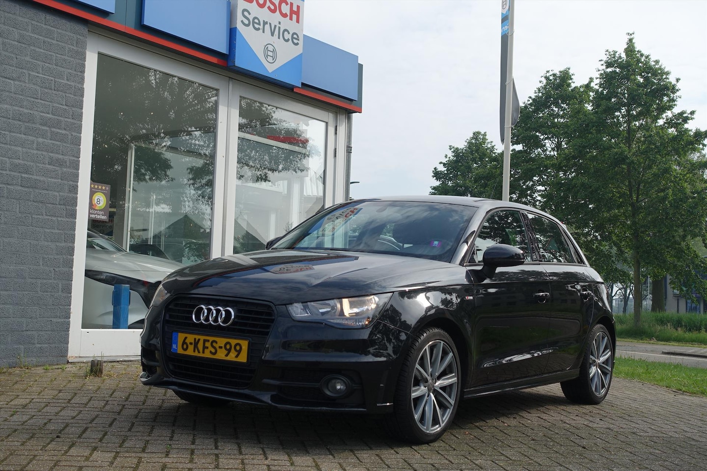 Audi A1 - 1.2 TFSI 86pk Admired | S-LINE EXT | NAVI | AC | CRUISE | PDC - AutoWereld.nl