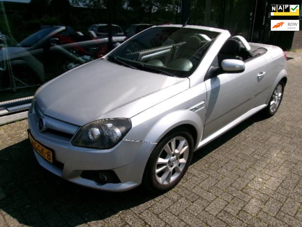 Opel Tigra TwinTop - 1.4-16V Enjoy 1.4-16V Enjoy - AutoWereld.nl