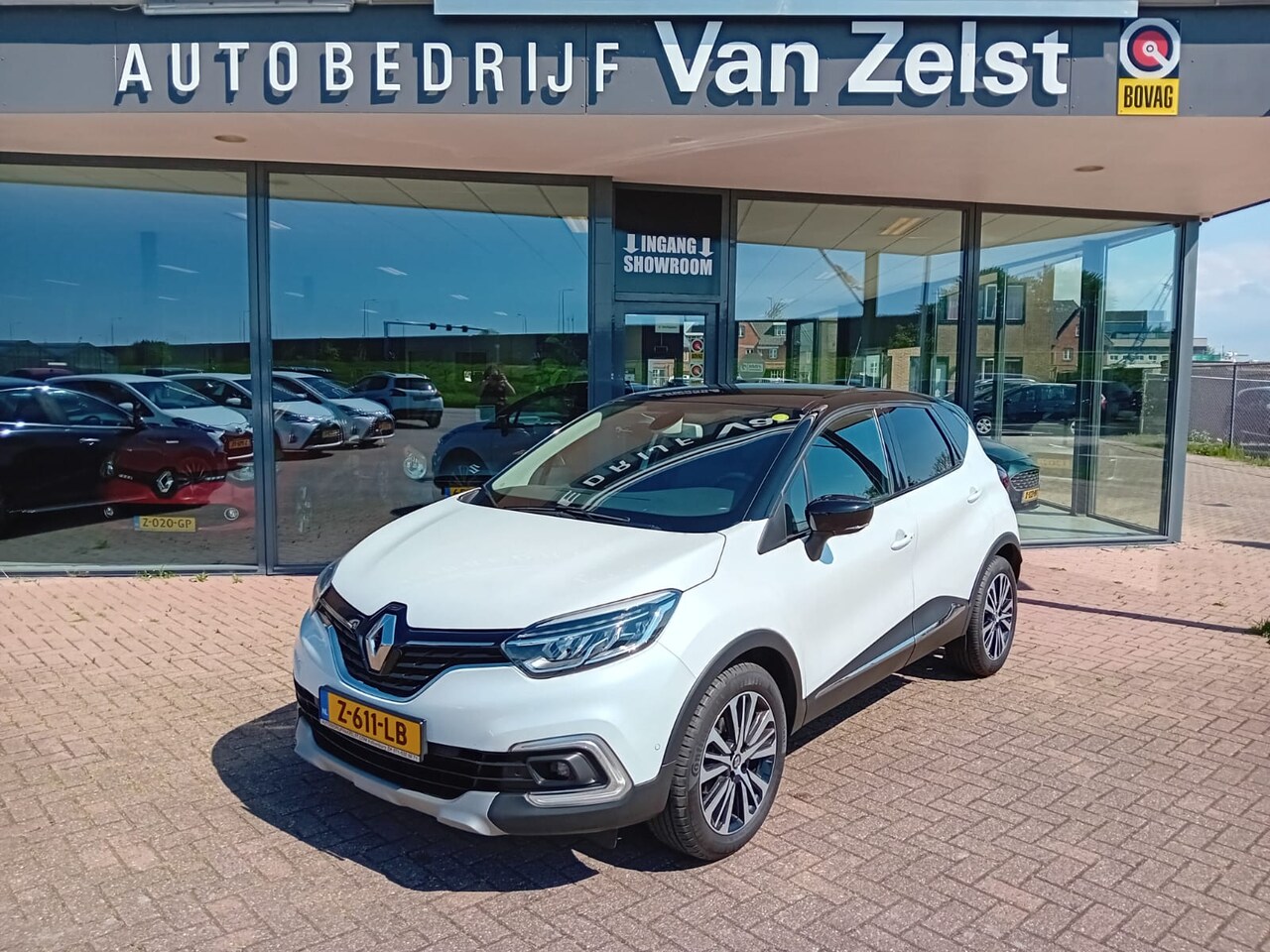 Renault Captur - 1.3 TCe Intens Automaat, Multimedia systeem(r-Link), Airco(automatisch), Navigatie, Parkee - AutoWereld.nl