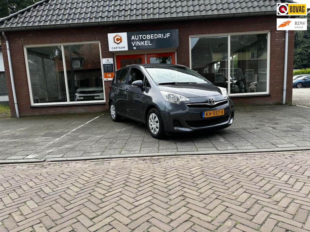 Toyota Verso S - 1.3 VVT-i Comfort 1.3 VVT-i Comfort - AutoWereld.nl