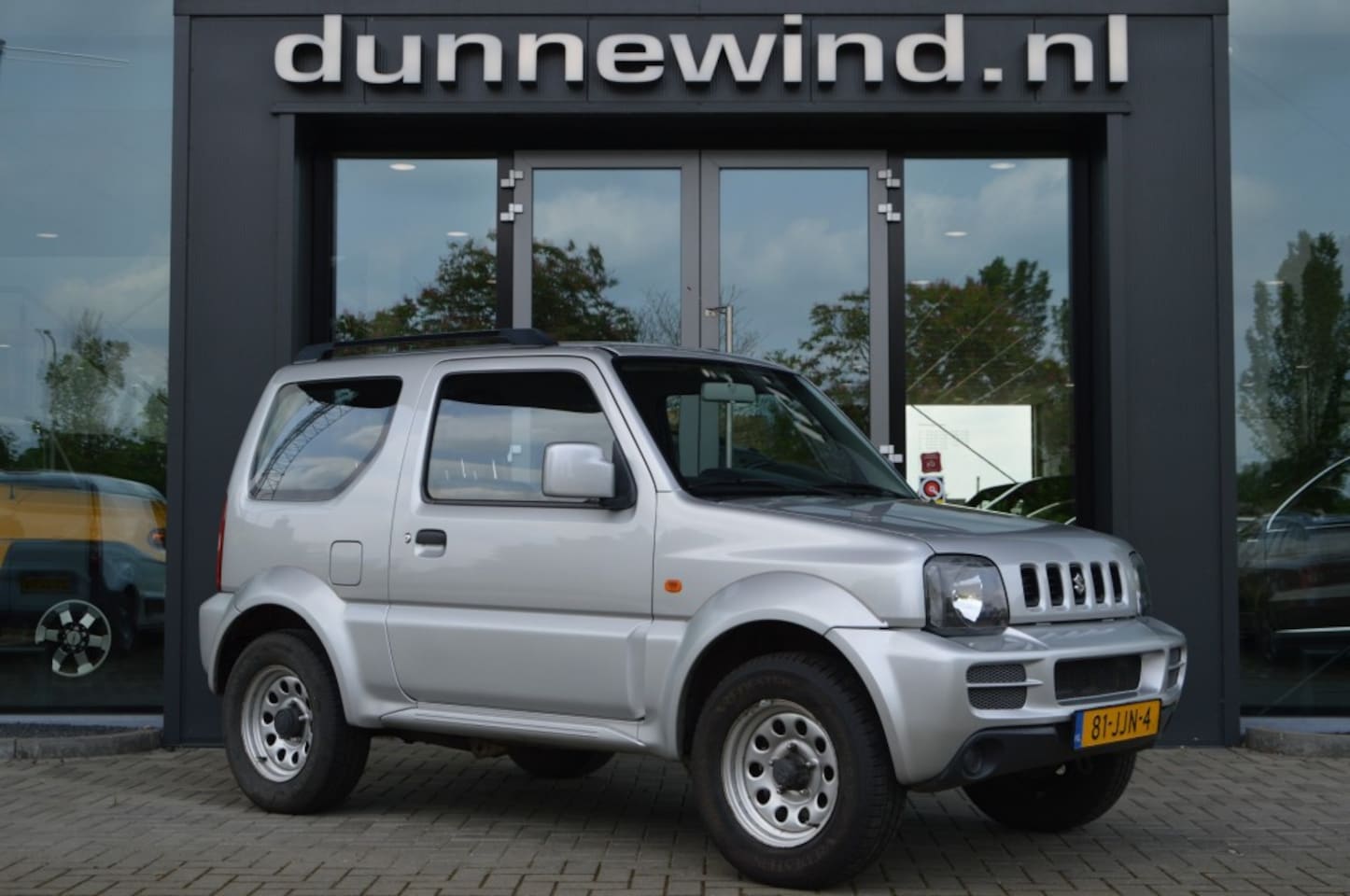 Suzuki Jimny - 1.3 JLX 4WD*2de eigenaar*NAP*NL-Auto*ROESTVRIJ - AutoWereld.nl