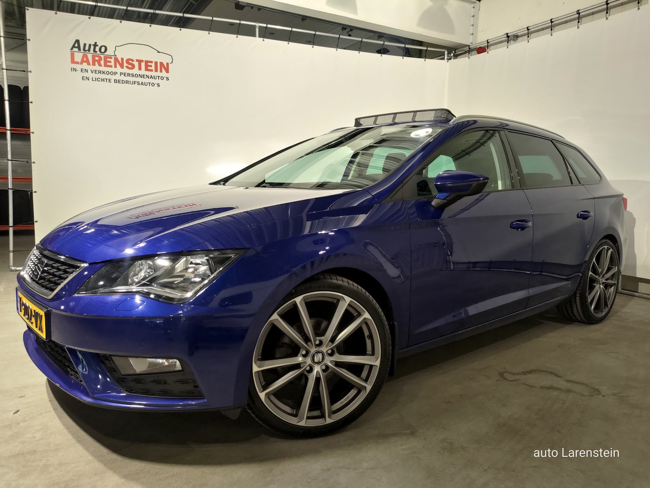 Seat Leon ST - TSI 116pk FR-Style Ultimate Edition 85kw Panoramadak / Carplay / A.Camera / 19 inch - AutoWereld.nl