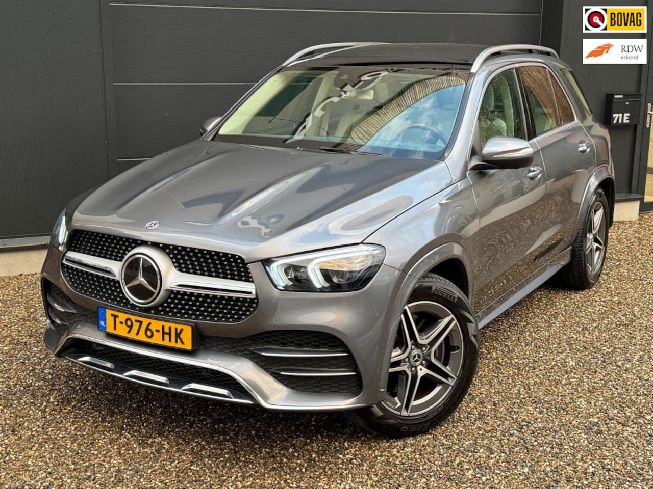 Mercedes-Benz GLE-Klasse - 350 D 4MATIC AMG | Luchtvering | Stoelventilatie | Pano | Adaptive Cruise | Burmester - AutoWereld.nl