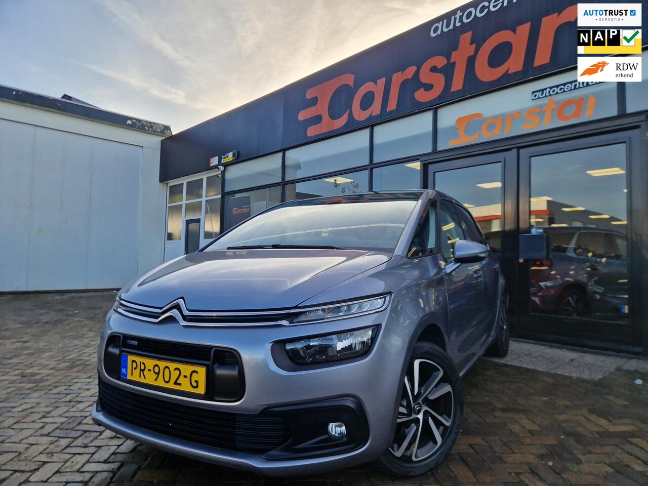 Citroën C4 Picasso - 1.2 PureTech Selection|Navi|Pdc|Car-Play| - AutoWereld.nl