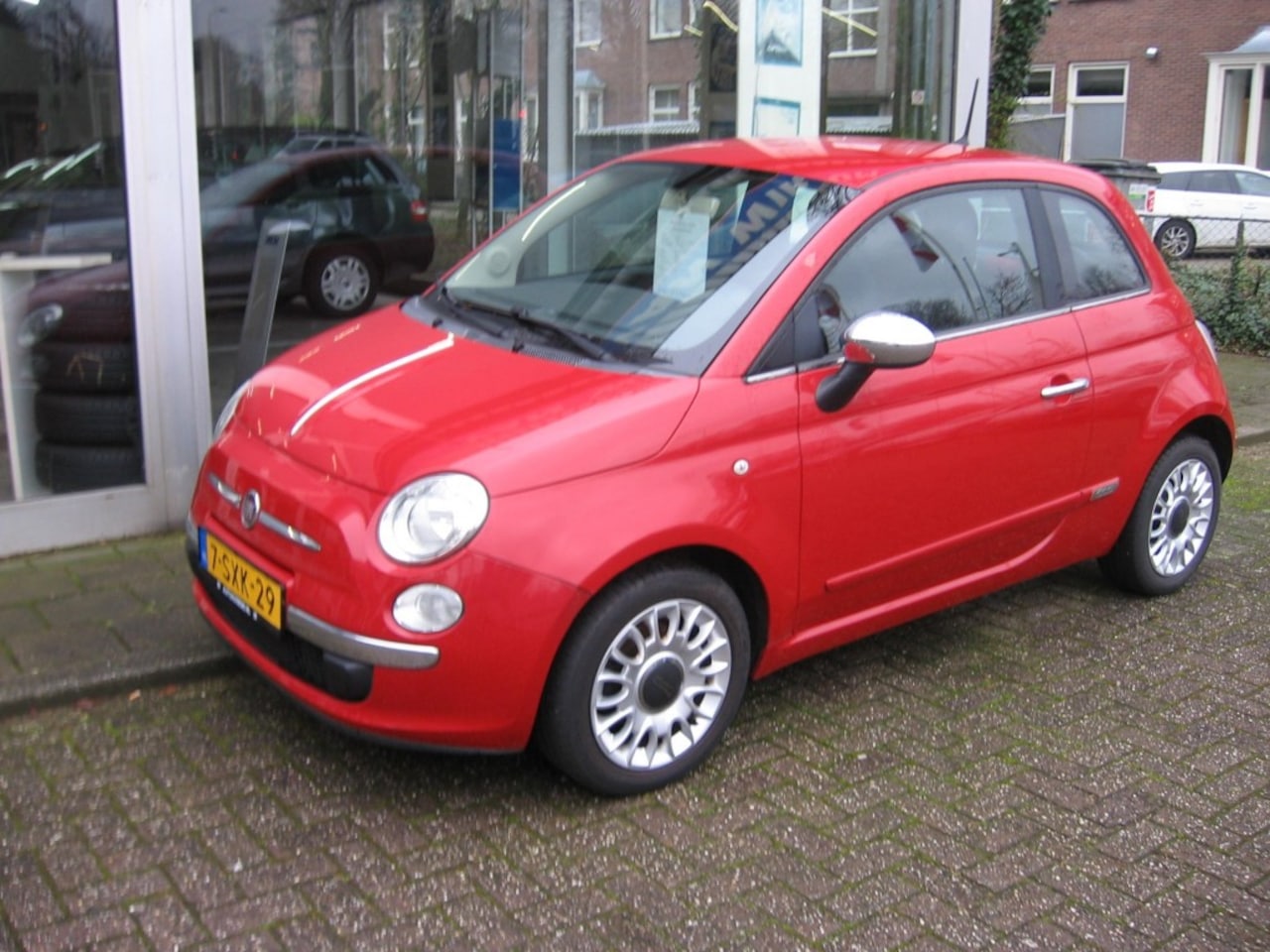 Fiat 500 - 0.9 ta 48 kw leuke luxe auto - AutoWereld.nl