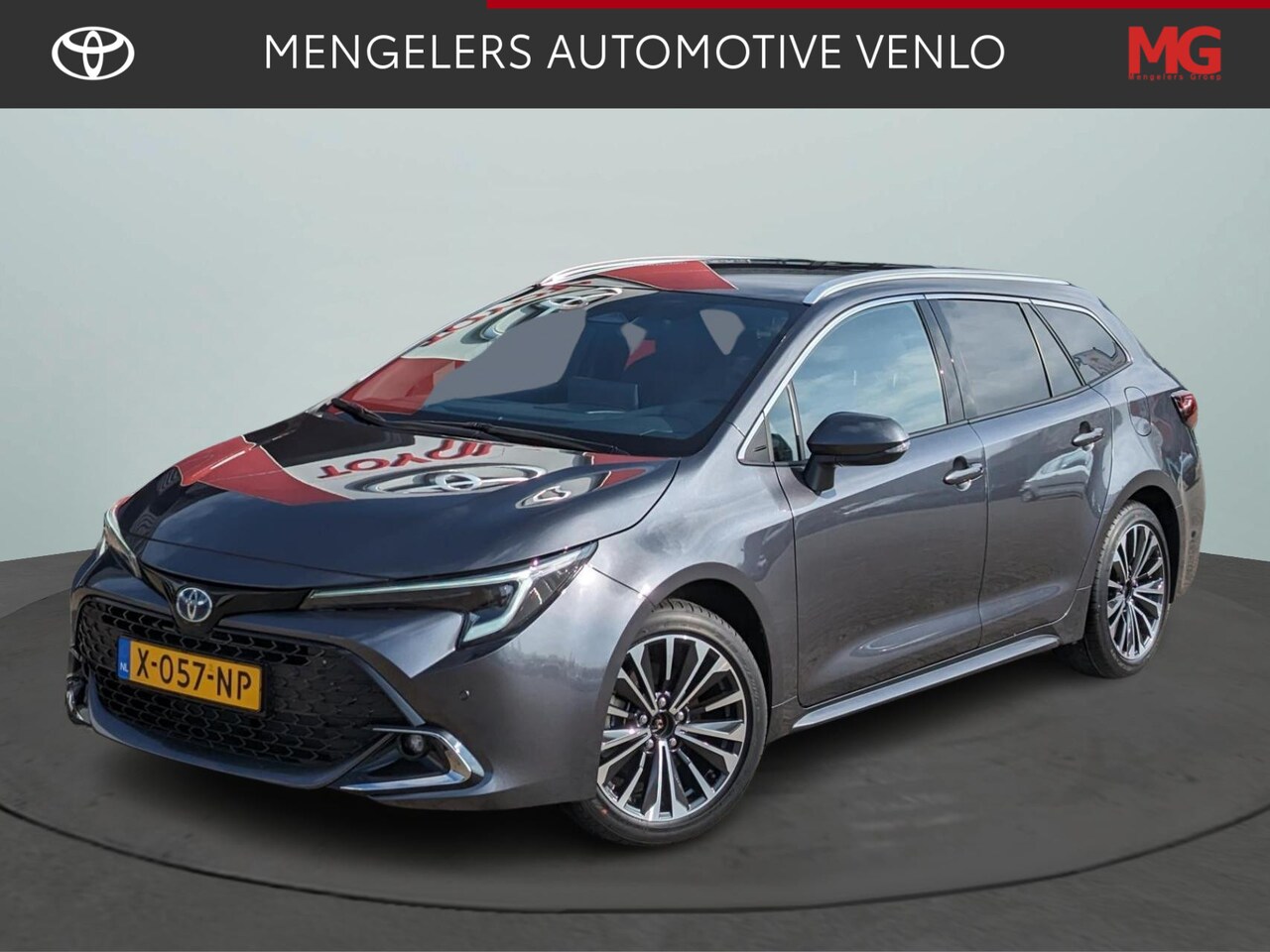 Toyota Corolla Touring Sports - 2.0 High Power Hybrid First Edition **AllSeasonBanden BTWauto DIRECT BESCHIKBAAR** - AutoWereld.nl