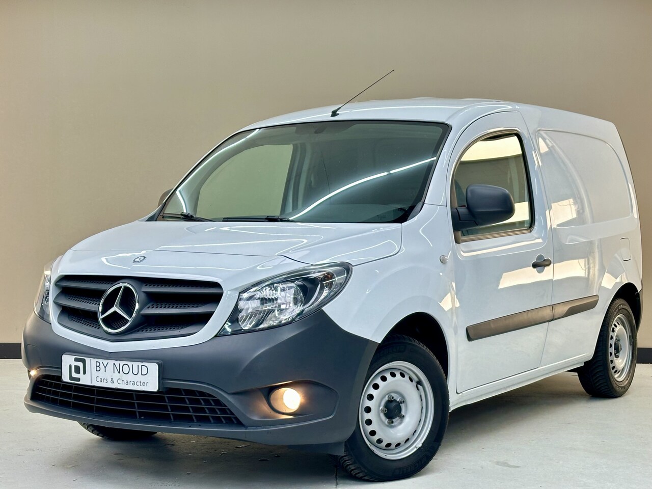 Mercedes-Benz Citan - 108 CDI BlueEFFICIENCY 108 CDI BlueEFFICIENCY, 75Pk, 2020, Origineel nederlands, Airco, 4 seizoenen banden, Elekt - AutoWereld.nl